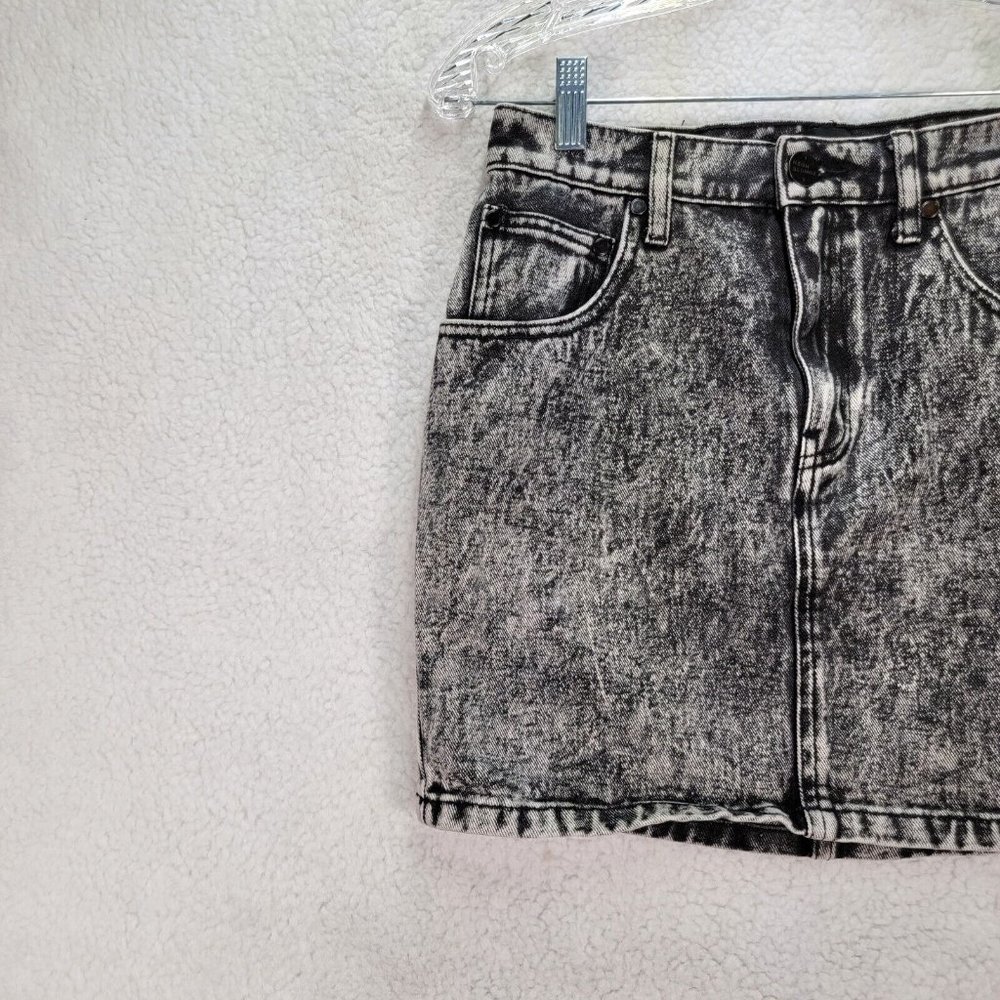 Neon Blonde Charcoal Cotton Denim Meet My Mum Acid Wash Jean Mini Skirt - Picture 3 of 12